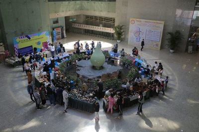 南京共享圖書館 互聯網+信用+送書到家的創新實踐